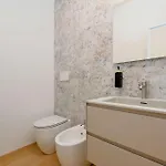 The Giant With View Renovated 2025 Desenzanoloft Official Partner Homes & By Marriott Bonvoy Appartement *