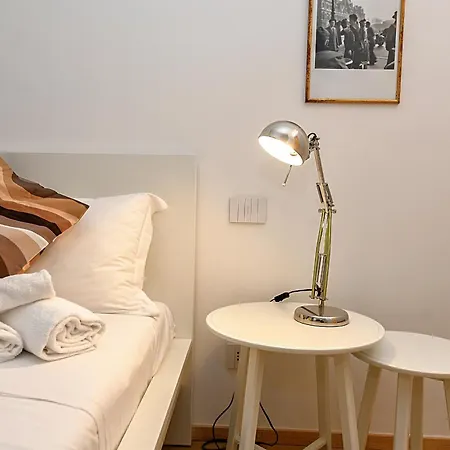 Desenzanoloft Official Partner Marriott Homes & - The Giant - Renovated 2025 - View デセンツァーノ・デル・ガルダ