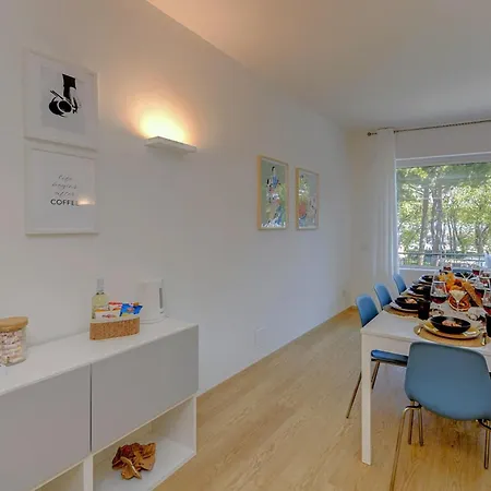 Desenzanoloft Official Partner Marriott Homes & - The Giant - Renovated 2025 - View アパート *