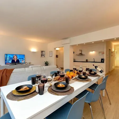 The Giant With View Renovated 2025 Desenzanoloft Official Partner Homes & By Marriott Bonvoy Appartement