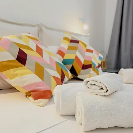 Апартаменты Desenzanoloft Official Partner Marriott Homes & - The Giant - Renovated 2025 - View