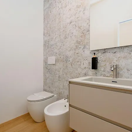 Desenzanoloft Official Partner Marriott Homes & - The Giant - Renovated 2025 - View Апартаменты *